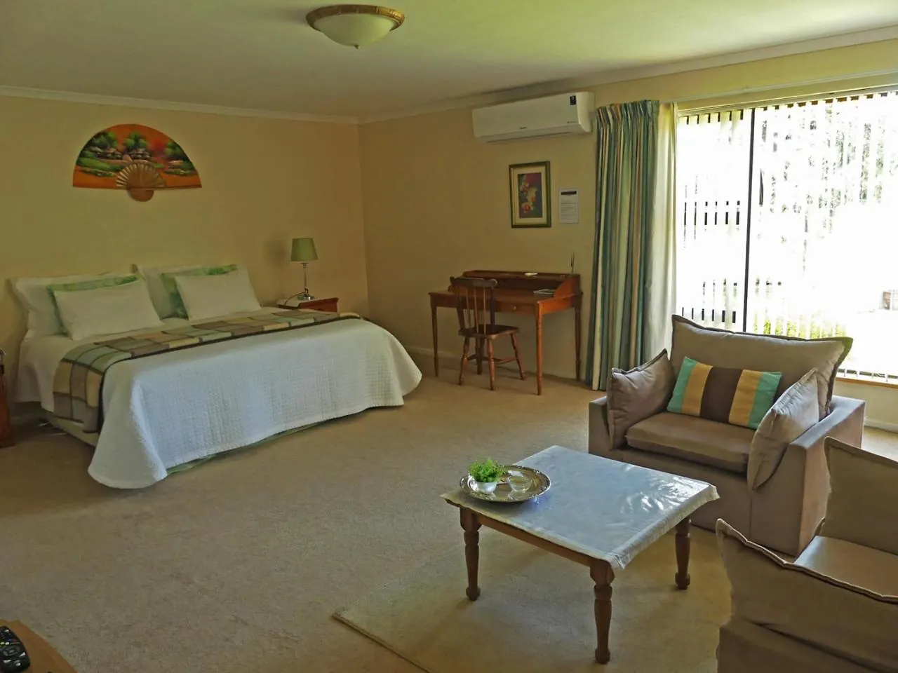 Vineyards Country Home Guest Room Blomtuin