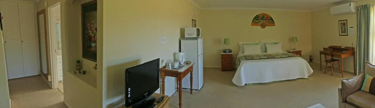 Vineyards Country Home Guest Room Blomtuin 0*,